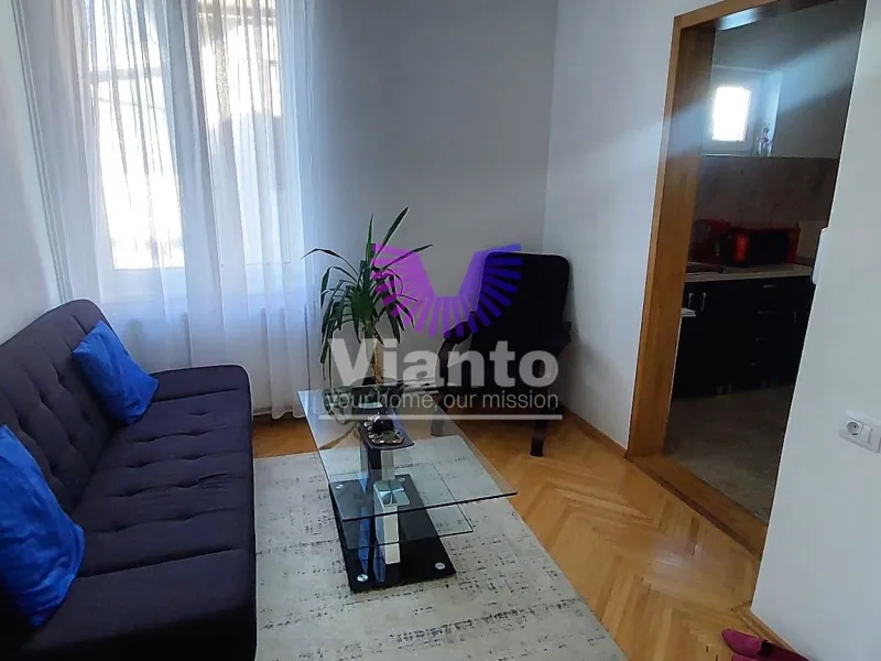 Apartament premium la casa 4 camere si curte | Sub Arini