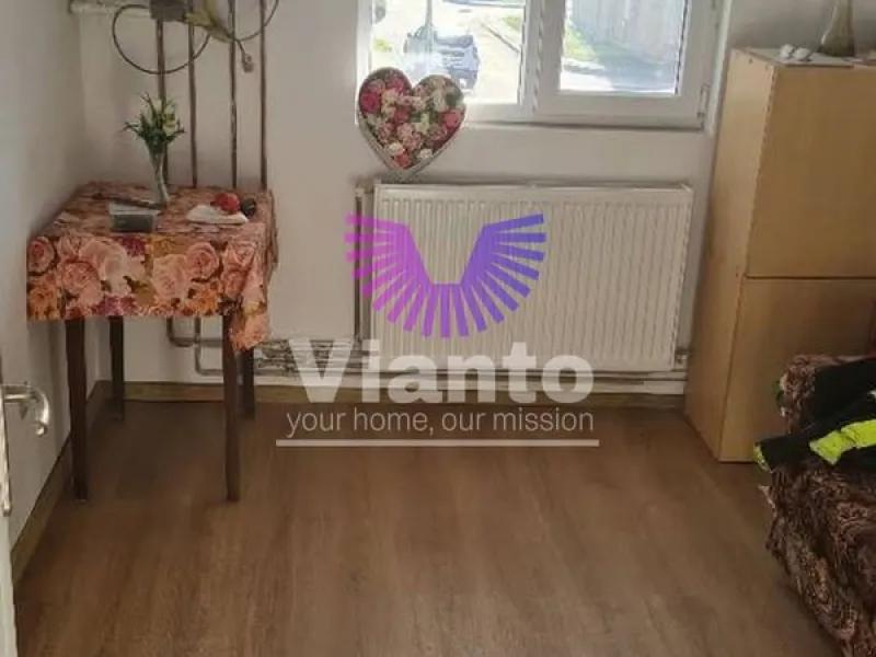 Garsoniera renovata 16 mpu | Compa