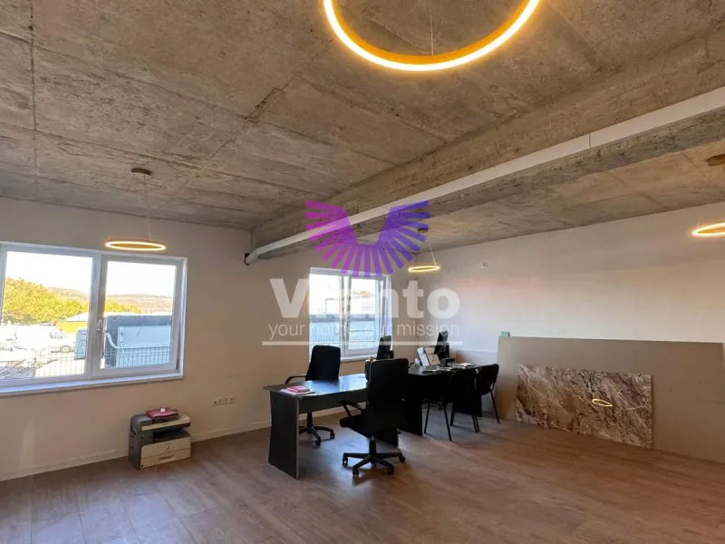 Spațiu de birouri clasa -148 mp utili - 5 birouri, - zona Ștefan cel Mare