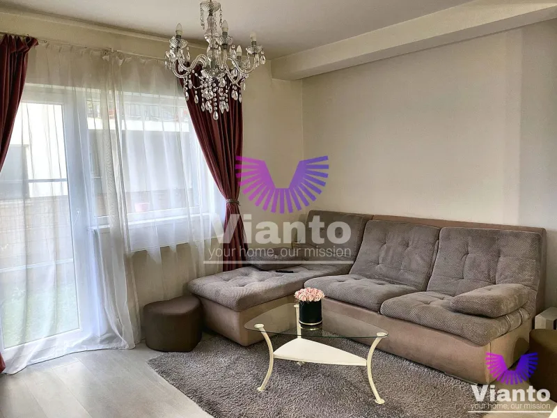 Apartament 3 camere si curte proprie | Parcare privata | Selimbar