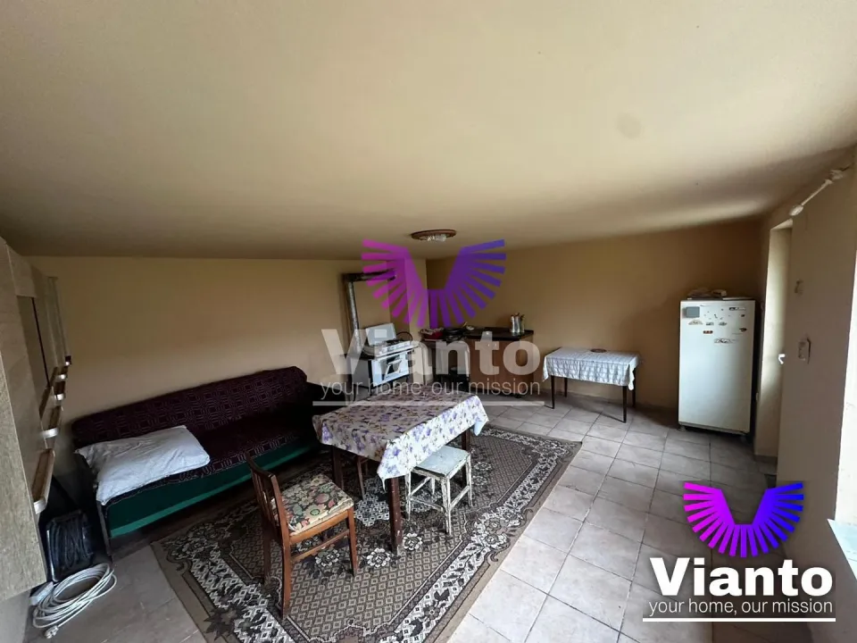 Einfamilienhaus 3 Zimmer 90 m² Nutzfläche und Grundstück 1900 m² | Hamba