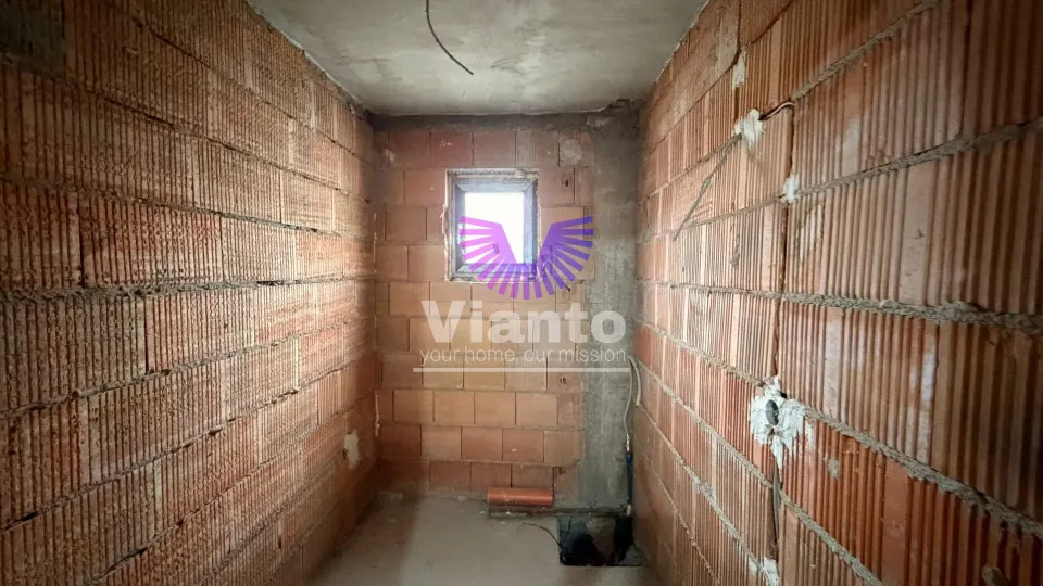 DUPLEX 3 CAMERE 136MPU, TEREN 267MP- CRISTIAN
