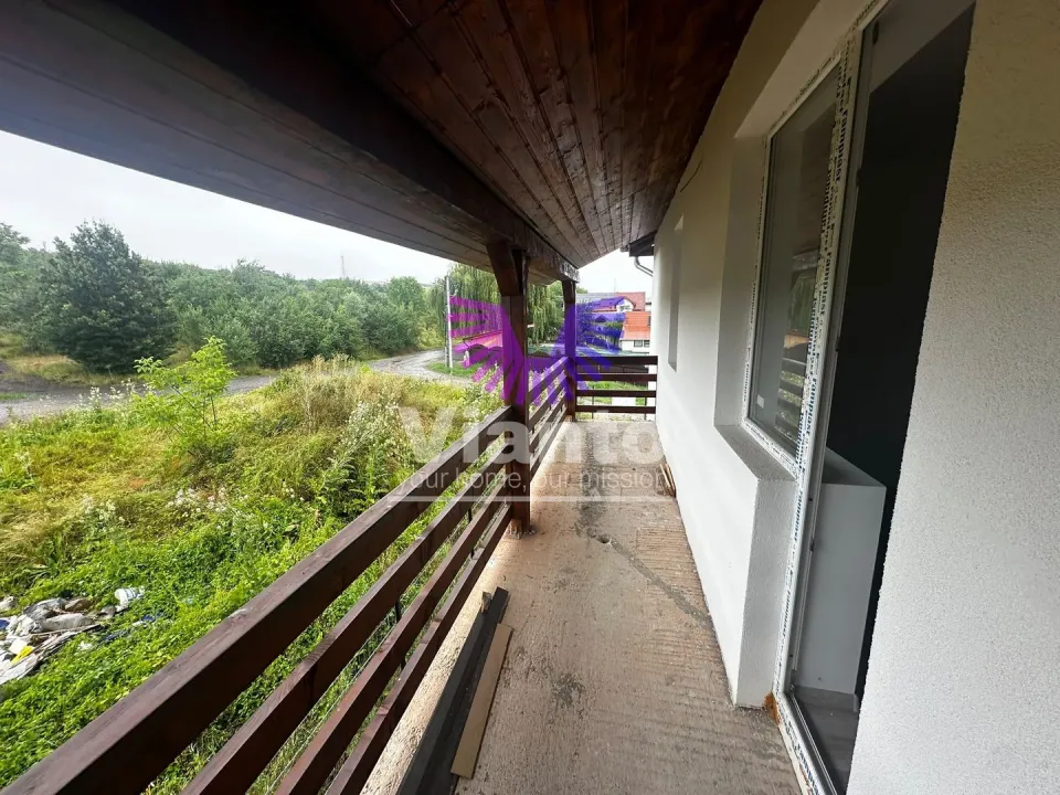 Duplex 5 Zimmer - 150 m², Hof 250 m² - Cisnadie