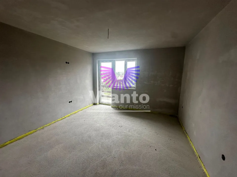 Casa Individuala cu 4 Camere 210mpu si Teren 727mp in Cisnadie