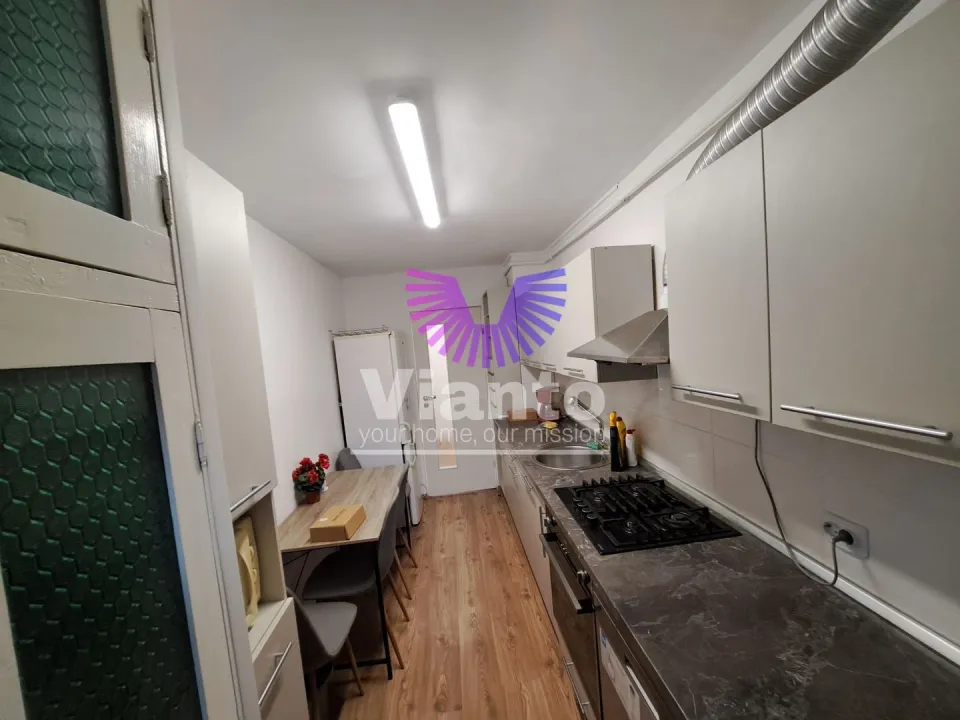 APARTAMENT 3 CAMERE- 2 BAI- PARTER 74MPU -  TEREZIAN