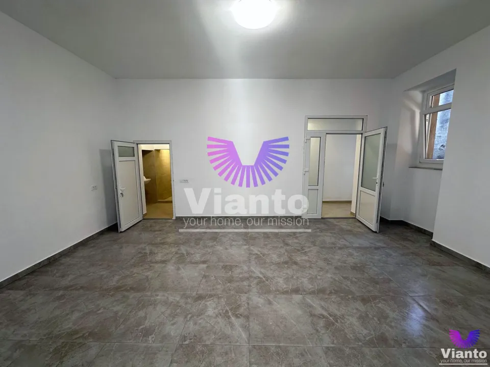 Spatiu Comercial Stradal la Parter - Ultracentral