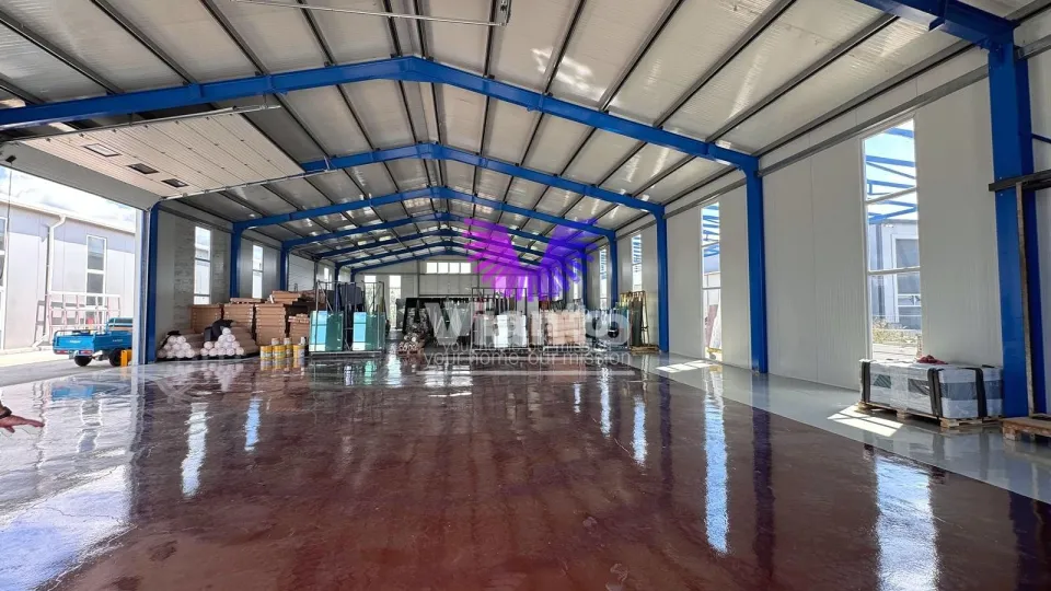 Industriehalle 600 m² und freier Hof 700 m², - Parcul Industrial Sura Mare