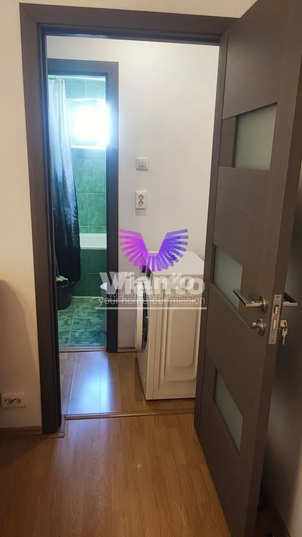 Închiriez apartament 3 camere