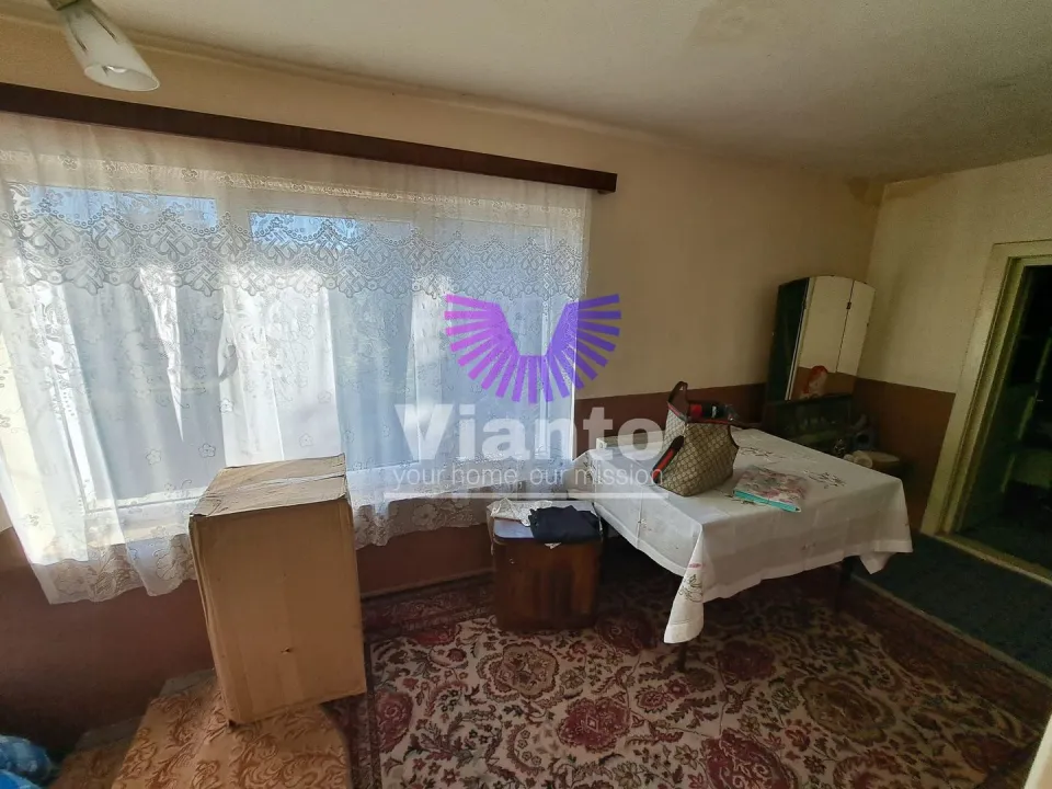 Einfamilienhaus 120 m², Grundstück 800 m² in Rusi - Slimnic