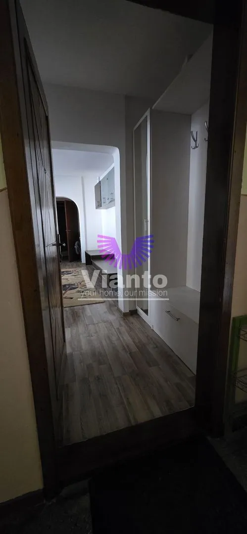 APARTAMENT DE INCHIRIAT 2 CAMERE/ CEDONIA,LUPTEI /400 E
