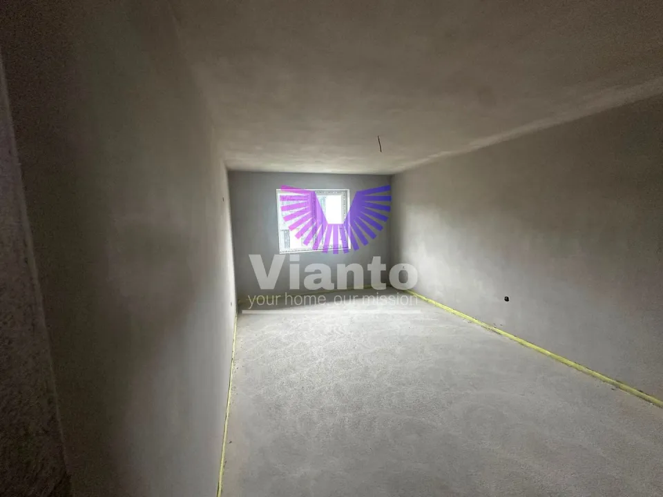 Casa Individuala cu 4 Camere 210mpu si Teren 727mp in Cisnadie