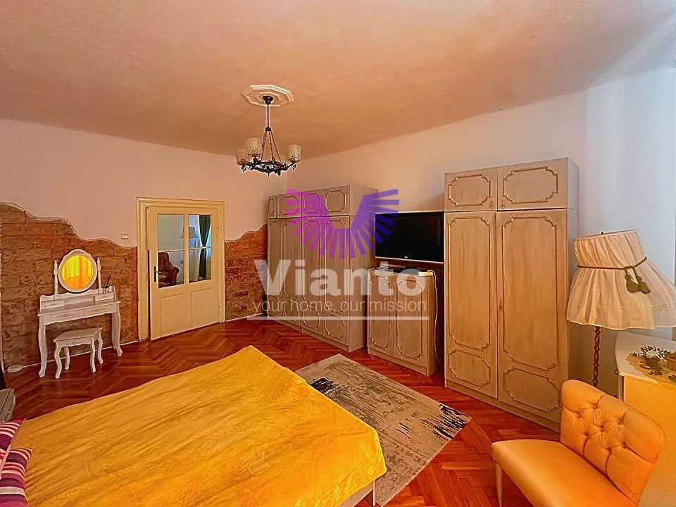 Casa de închiriat aproape de Centrul Istoric-Targu Fanului