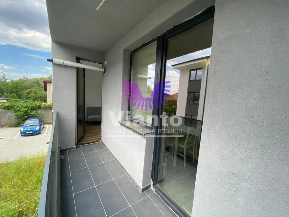 Apartament 3 camere | 56 mp | Balcon | Selimbar