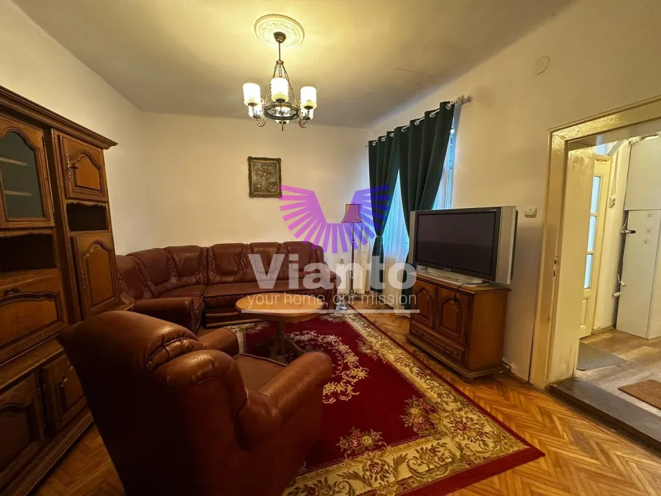 Casa de închiriat aproape de Centrul Istoric-Targu Fanului