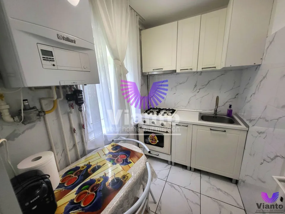 Garsoniera decomandata | Zona Lazaret | Pivnita inclusa
