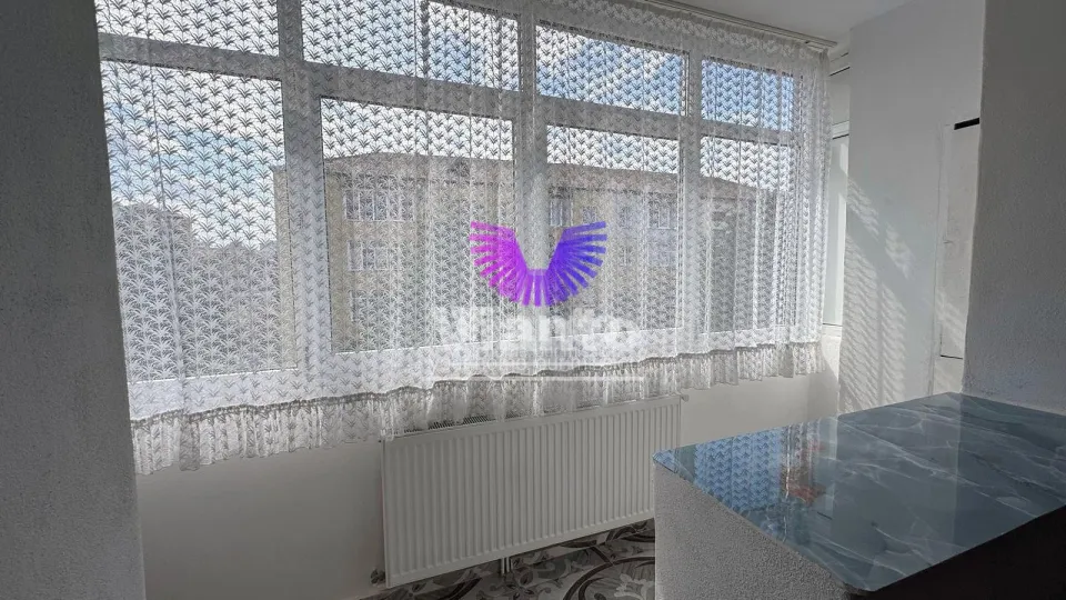 Apartament 3 camere mobilat prima inchiriere Hipodrom I-Luptei