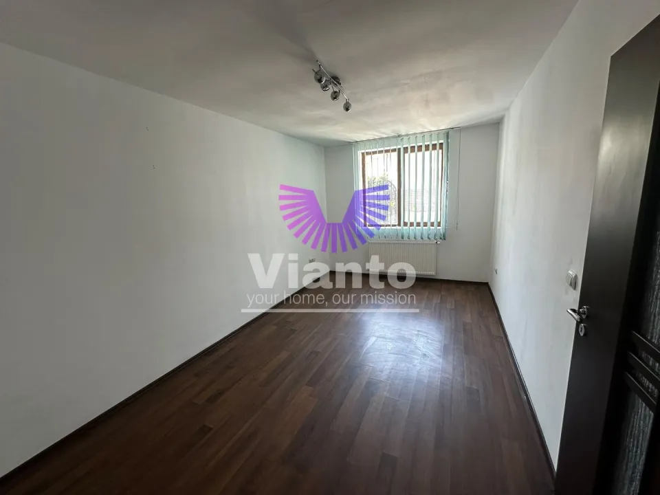 Haus 5 Zimmer - 125 m² mit Grundstück 176 m² in Selimbar
