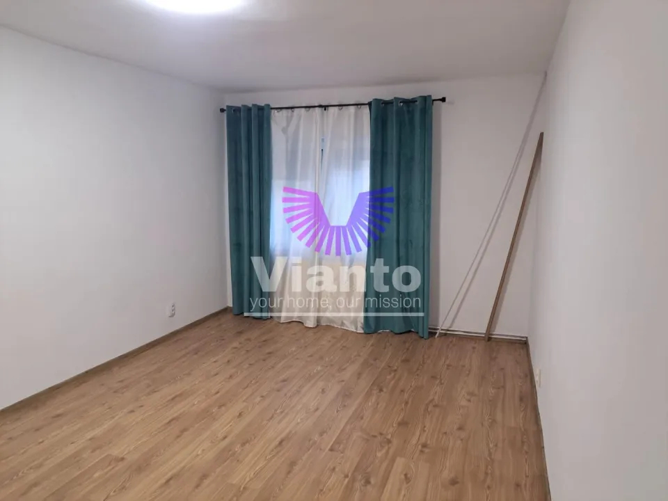 APARTAMENT 3 CAMERE- 2 BAI- PARTER 74MPU -  TEREZIAN