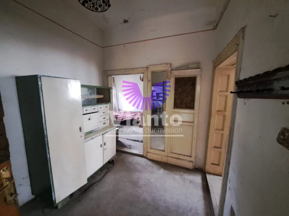 CASA 2 CAMERE SUPRAFATA UTILIA 64MP, CURTE COMUNA - TEREZIAN
