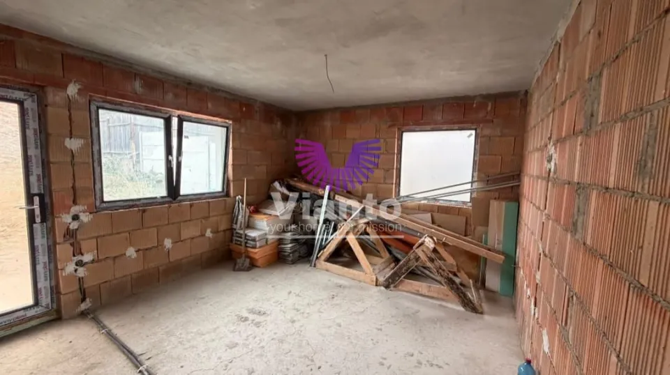 DUPLEX 3 CAMERE 136MPU, TEREN 267MP- CRISTIAN