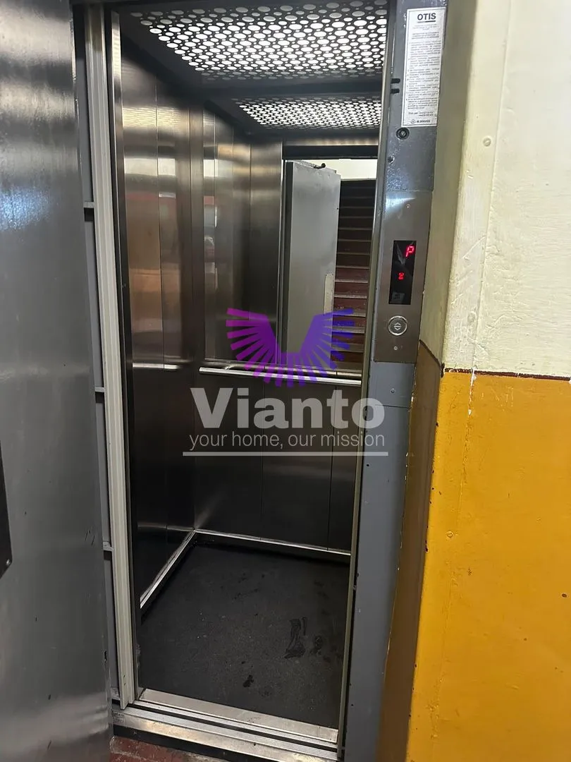 APARTAMENT 2 CAMERE 48MPU, CU BALCON -SEMAFORULUI