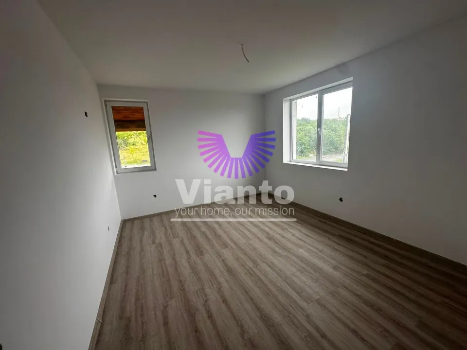 Duplex 5 camere -150mpu, curte 250mp - Cisnadie