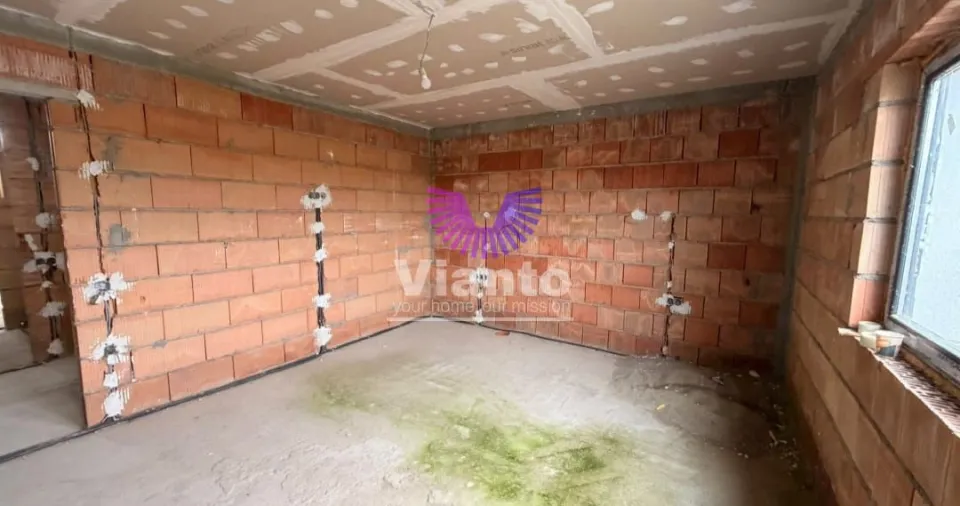 DUPLEX 3 CAMERE 136MPU, TEREN 267MP- CRISTIAN