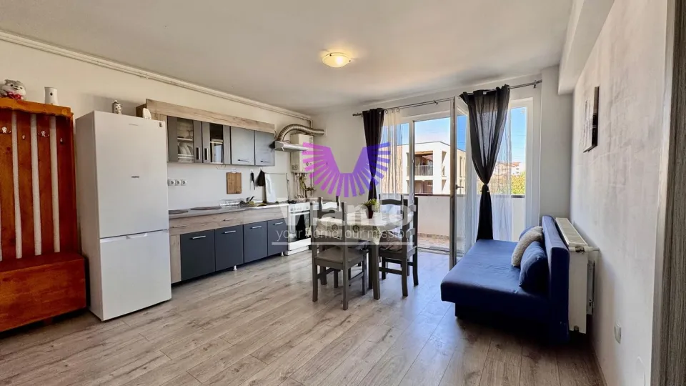 2-Zimmer-Apartment ausgestattet und möbliert mit Balkon und Parkplatz - Stadtteil Arhitectilor