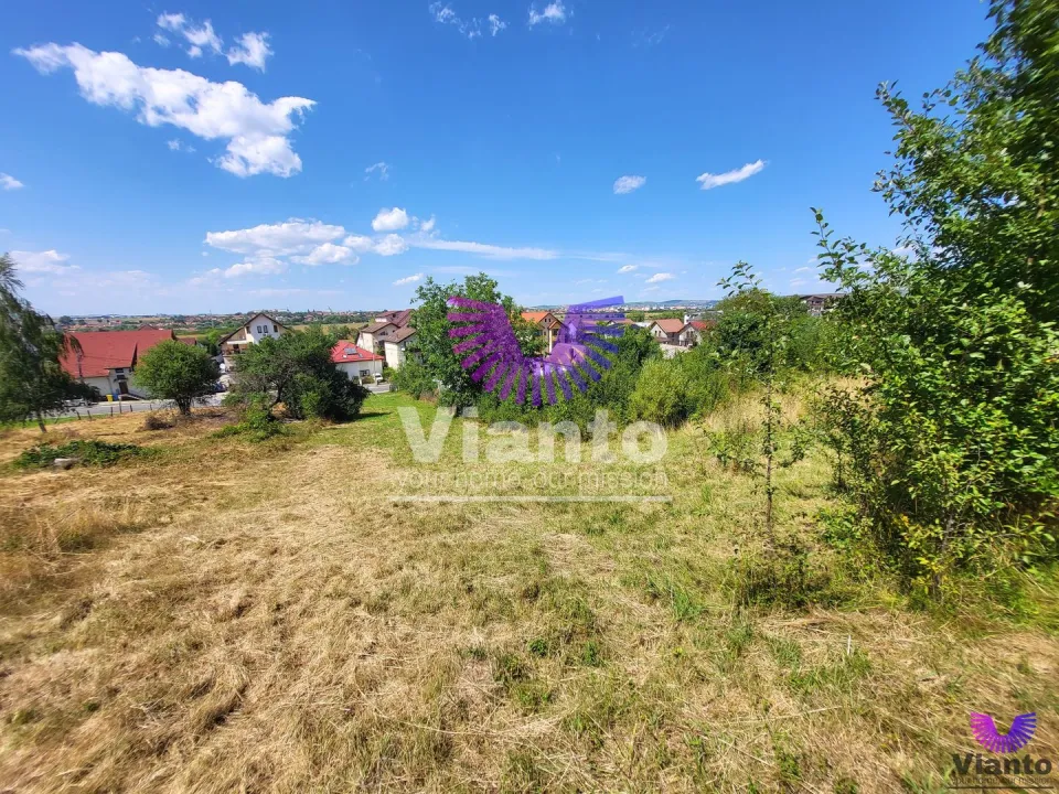 Building Plot 546 sqm | Exceptional views | PUZ in progress