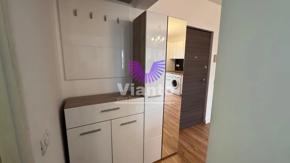 Apartament 2 camere mobilat si utilat premium Semaforului- zona Vasile Aaron