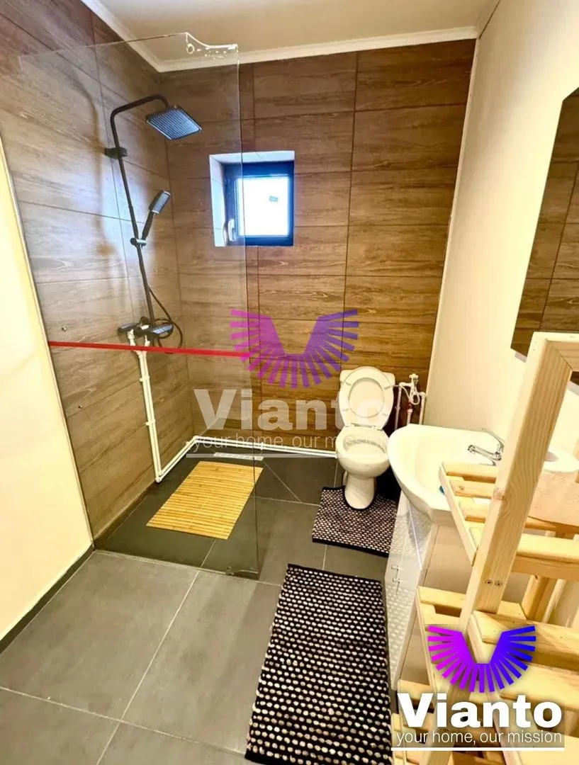 Casa individuala de vânzare în Tocile