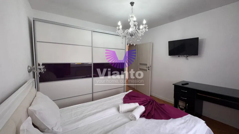 Apartament 2 camere mobilat si utilat premium Semaforului- zona Vasile Aaron