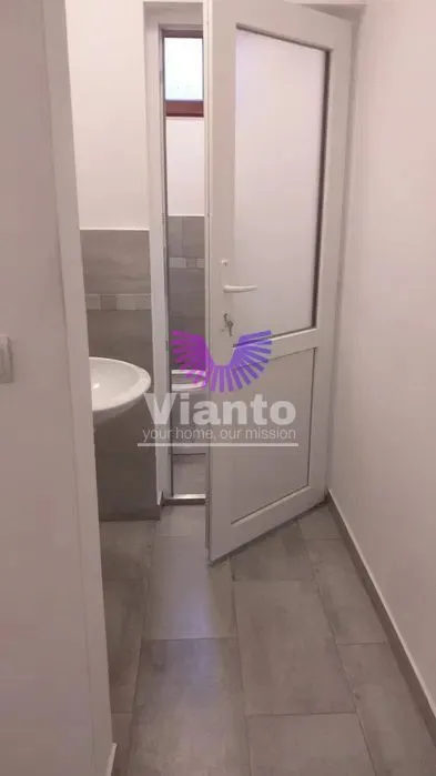 Renting building/commercial space 4 floors / Balea