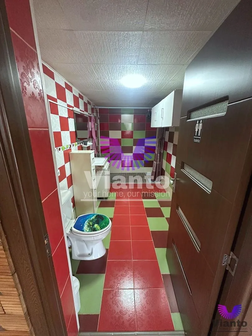 House 6 rooms 168 sqm usable and land 305 sqm | Șelimbăr
