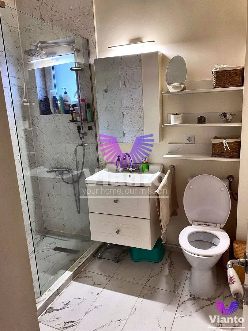 3-Zimmer-Wohnung und eigener Hof | Privater Parkplatz | Șelimbăr