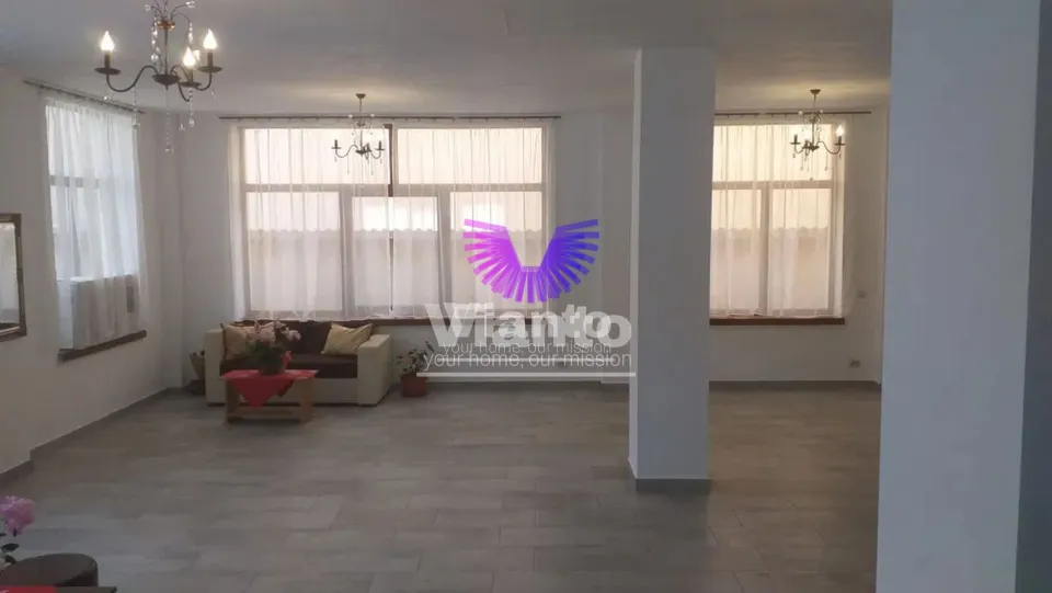 Închiriez clădire/spatiu comercial 4 etaje / Balea
