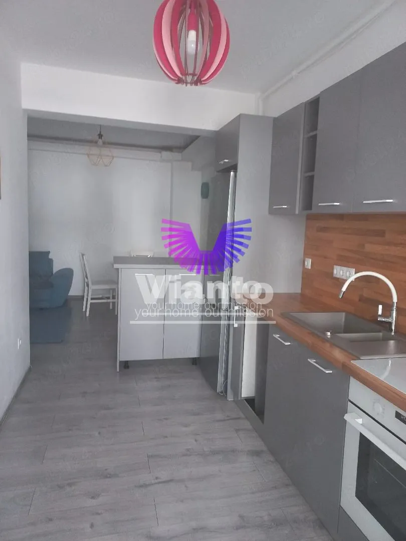 Apartament 3 camere de inchiriat