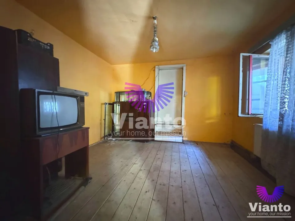 0 % Provision Einfamilienhaus mit Hof und Garten 260 m² - Terezian/Țiglari