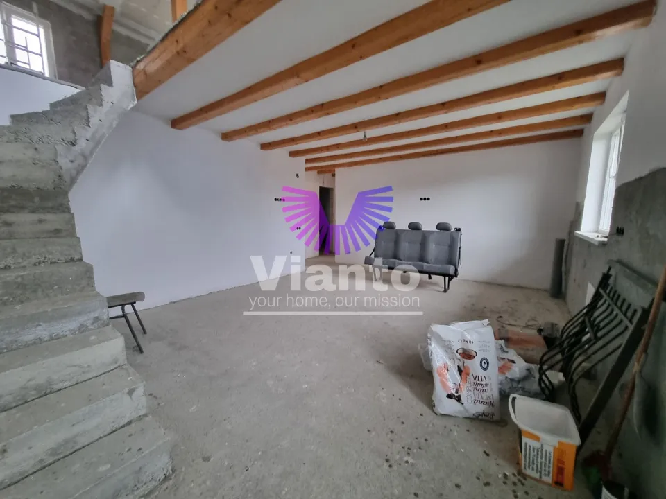 Casa noua de vanzare / Cornatel,Sibiu / 150000 E