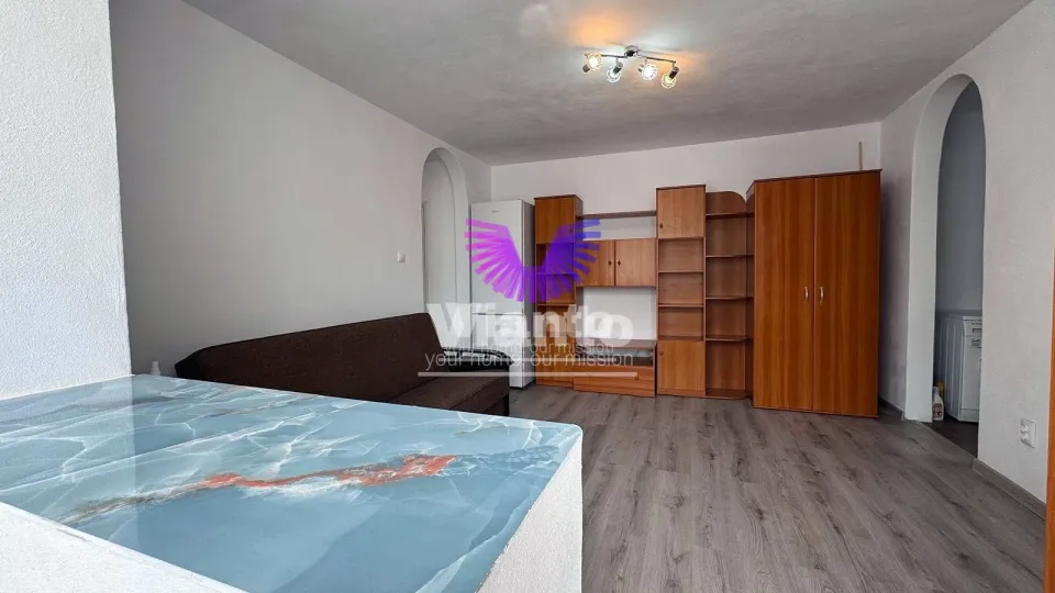 Apartament 3 camere mobilat prima inchiriere Hipodrom I-Luptei