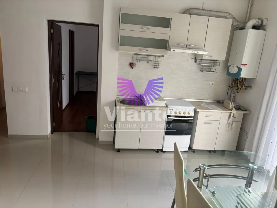 APARTAMENT 3 CAMERE CU CURTE 35MP - TURNISOR