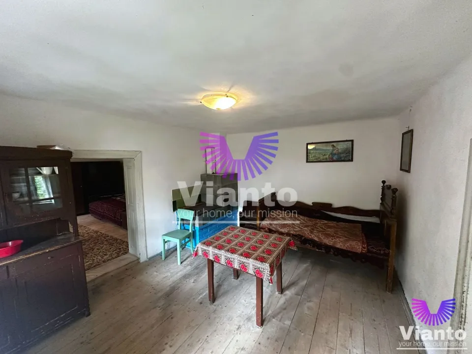 Einfamilienhaus 3 Zimmer mit Grundstück 1100 m² - Fantanele