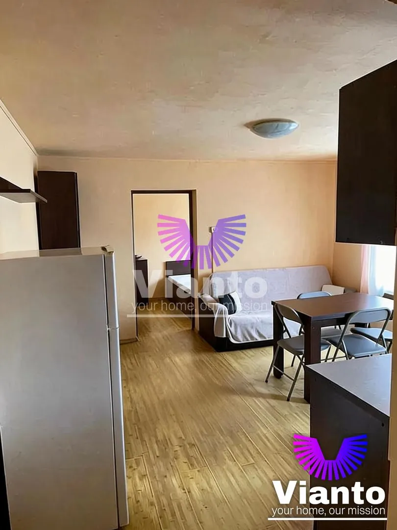 Apartament 2 camere de vanzare zona Mediu