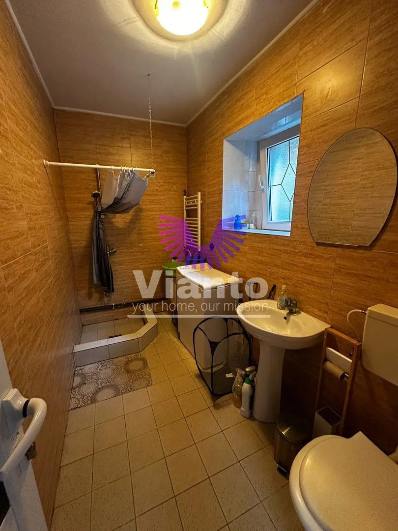 Garsoniera de închiriat aproape de podul Minciunilor