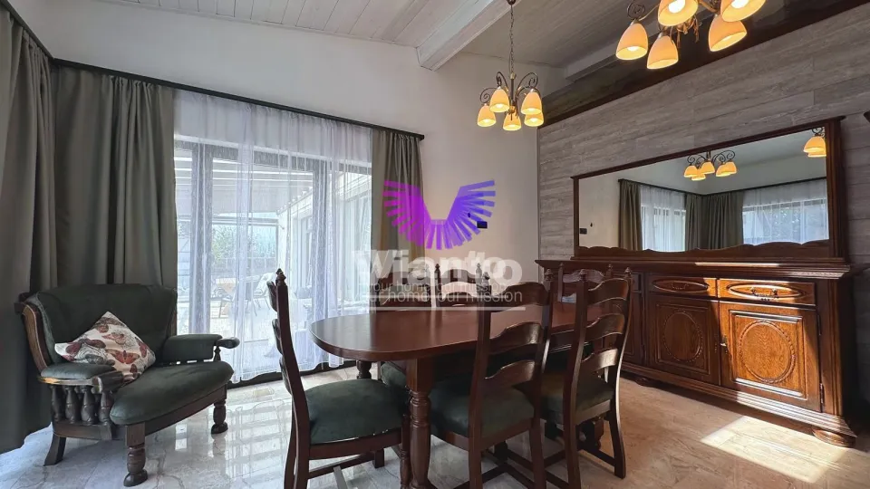 Casa individuala premium cu curte la prima inchiriere