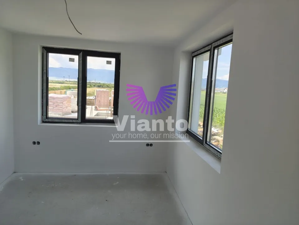Haus 4 Zimmer 130 m² bebaute Fläche, 310 – Cristian