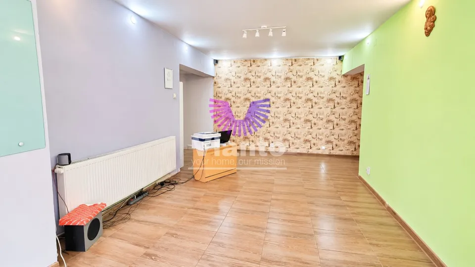 Spațiu comercial de închiriat, 50 mp, 3 camere, Sibiu Central