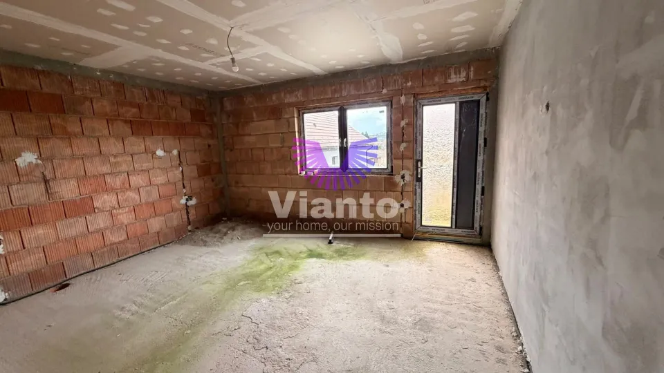 DUPLEX 3 CAMERE 136MPU, TEREN 267MP- CRISTIAN