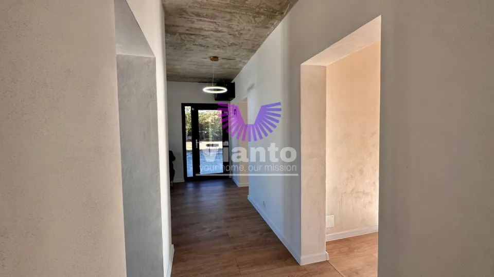 Spațiu de birouri clasa -148 mp utili- 5 birouri, - zona Ștefan cel Mare
