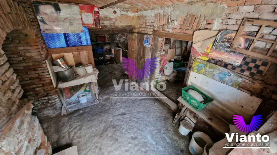 Einfamilienhaus 4 Zimmer mit Grundstück 2984 m² Sat Nou-Roșia